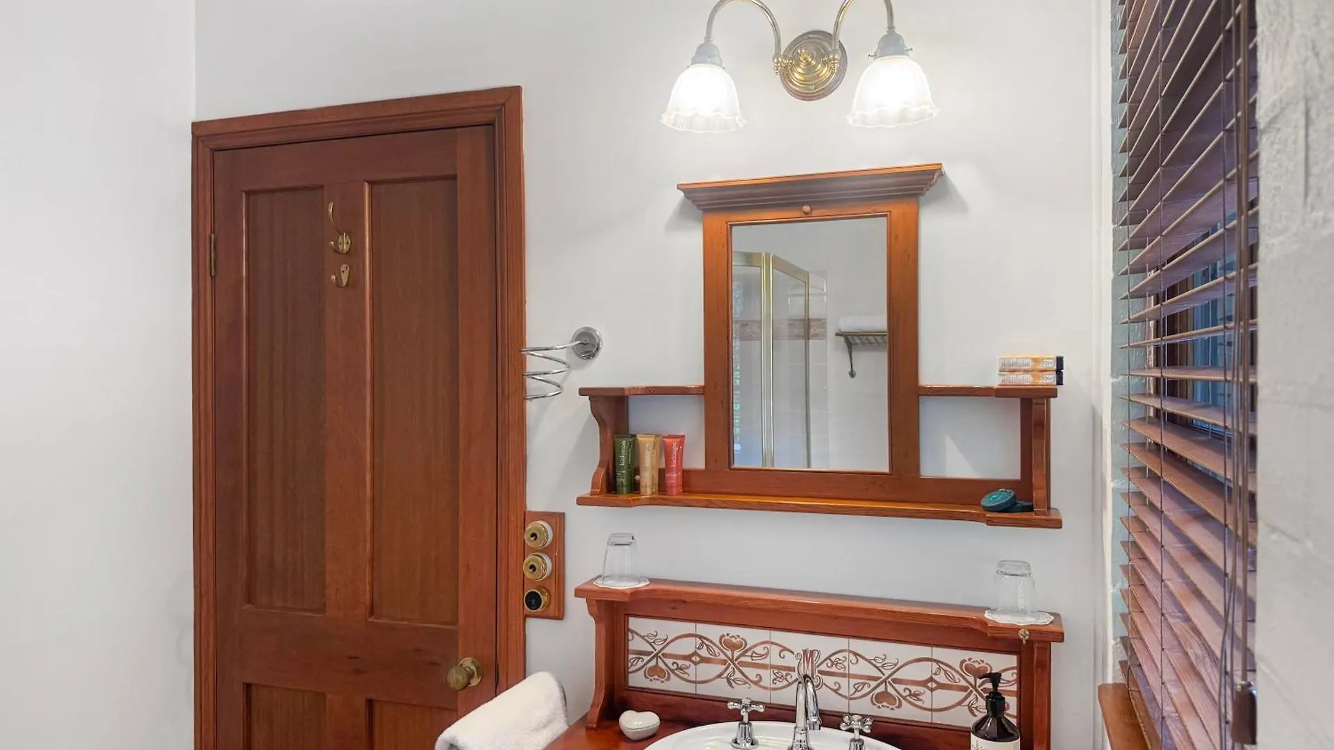 **** Bed & Breakfast Montville Boutique Bnb Australia